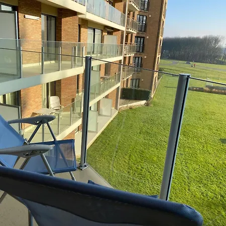 Den Oever Iv 203 With A Sea View Apartment *
